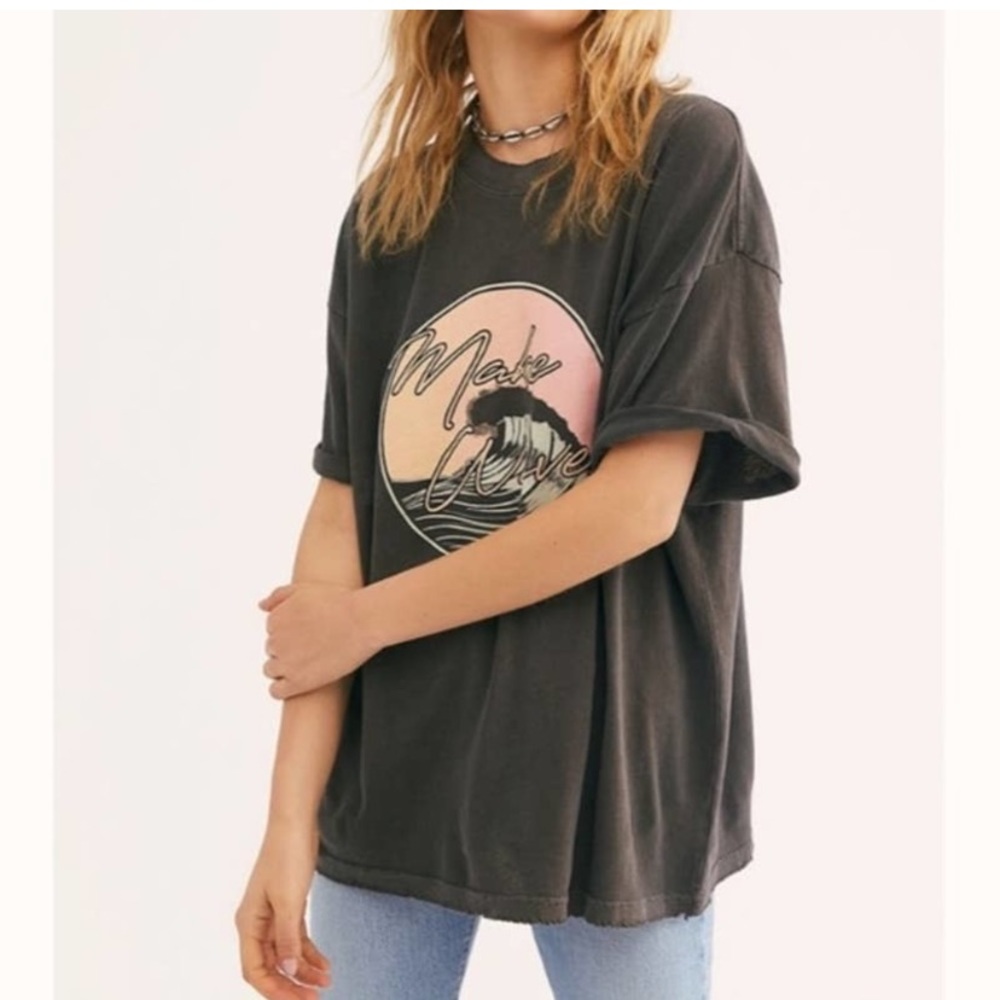 FREE PEOPLE x GIRL DANGEROUS MAKE WAVES BOHO OVERSIZED BOYFRIEND T-SHIRT TOP S